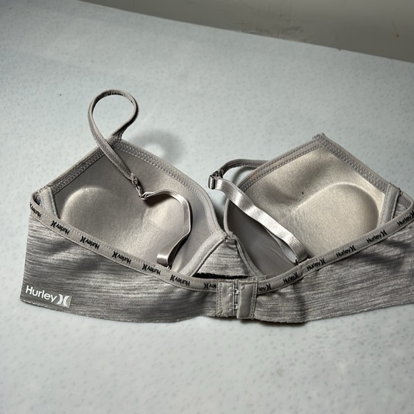 Women's Bra Assortment Size 34C Four Pieces Gently Used - Picture 15 of 16